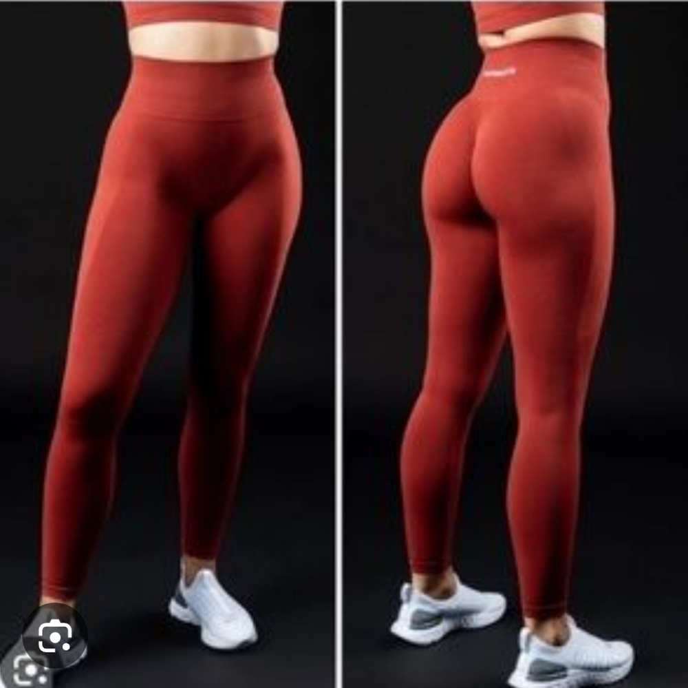 Alphalete Amplify Leggings